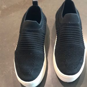 Black J Slides/ worn maybe 5 times/ very comfy/